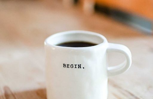 danielle-macinnes-IuLgi9PWETU-unsplash